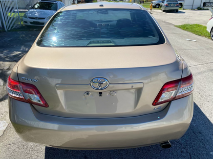 2010 Toyota Camry LE